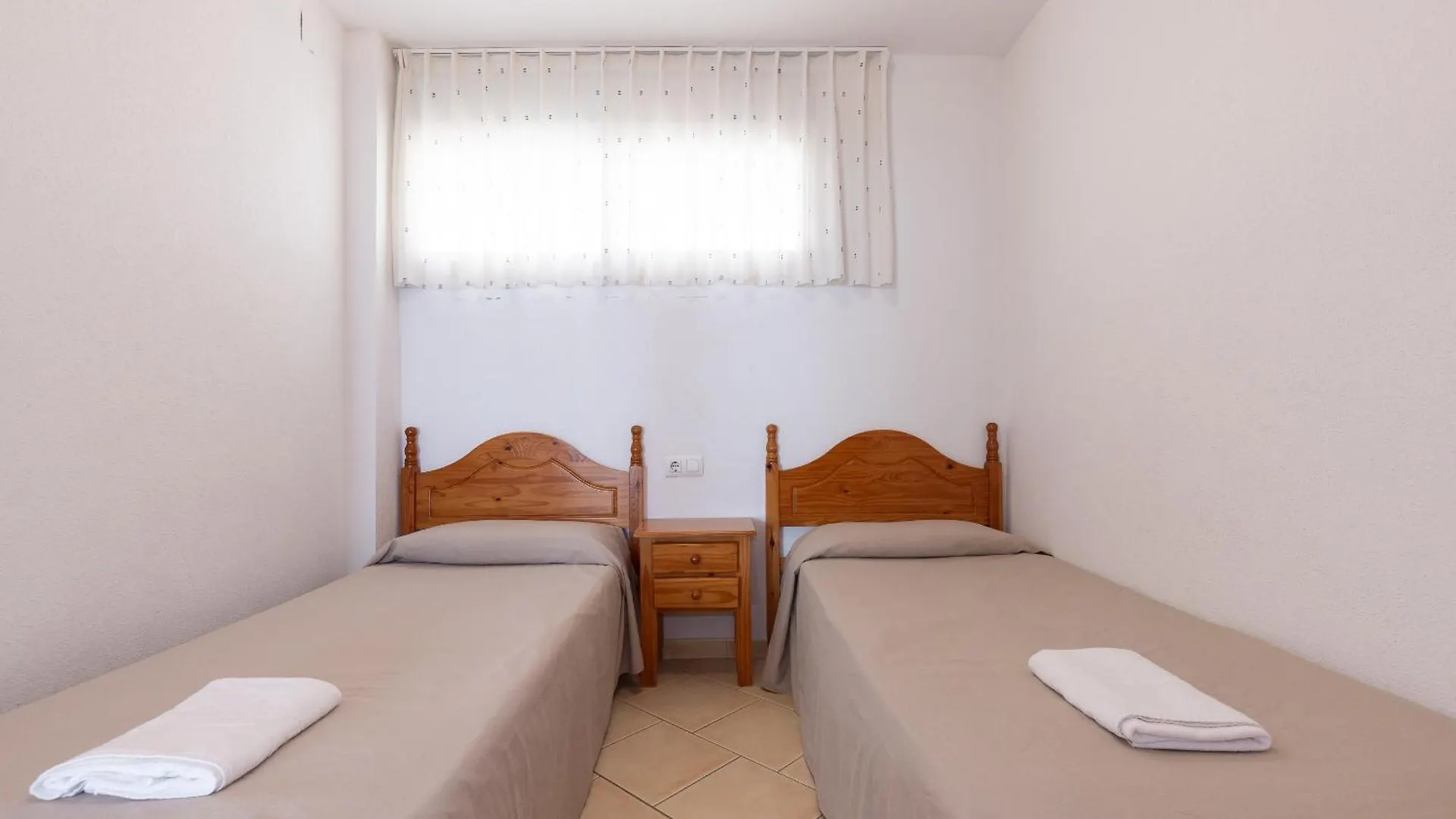 Rentalmar Gavina D'Or Apartamentos Miami Playa Appartement